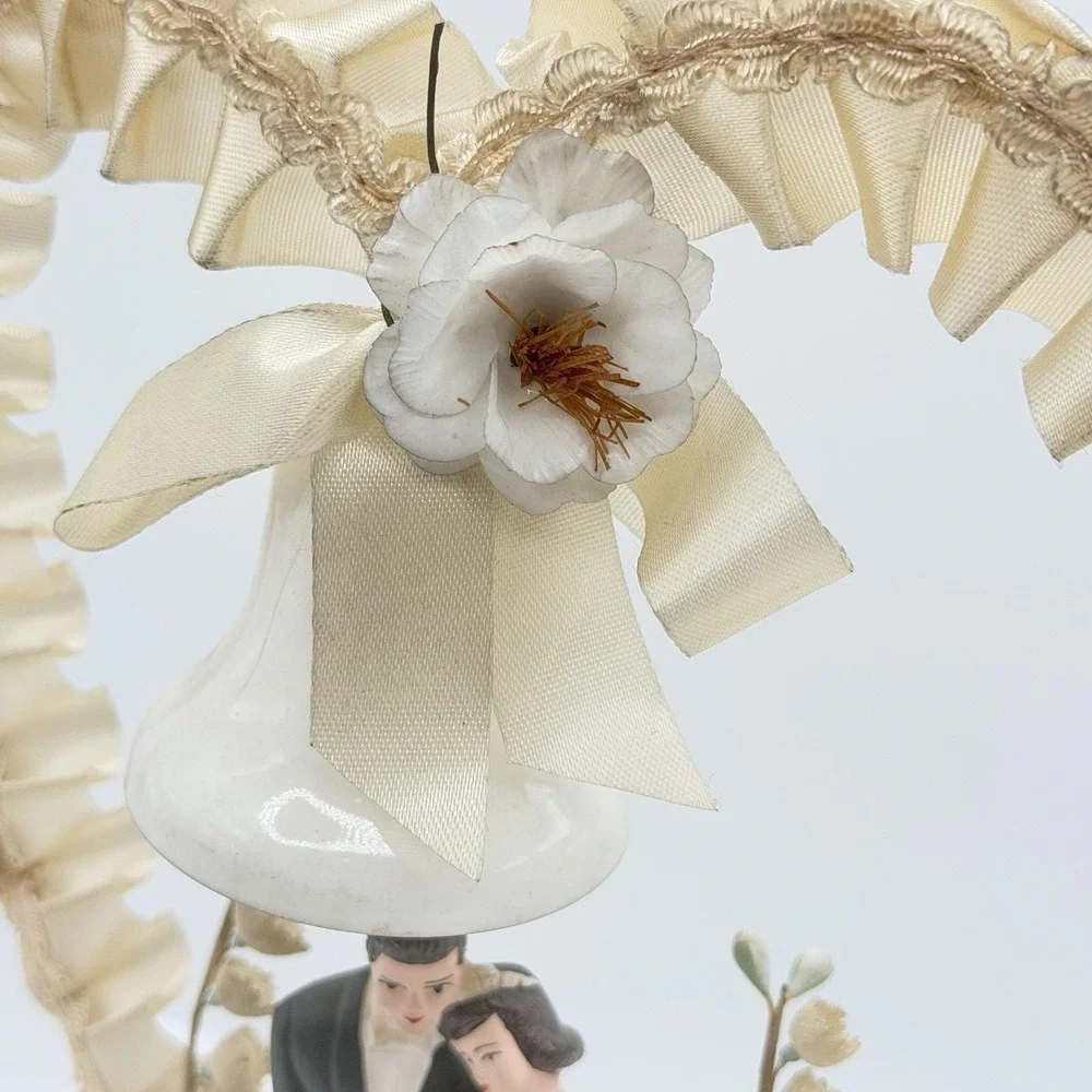 Vintage 1950s Wedding Cake Topper Bride and Groom Heart Mid Century Wedding